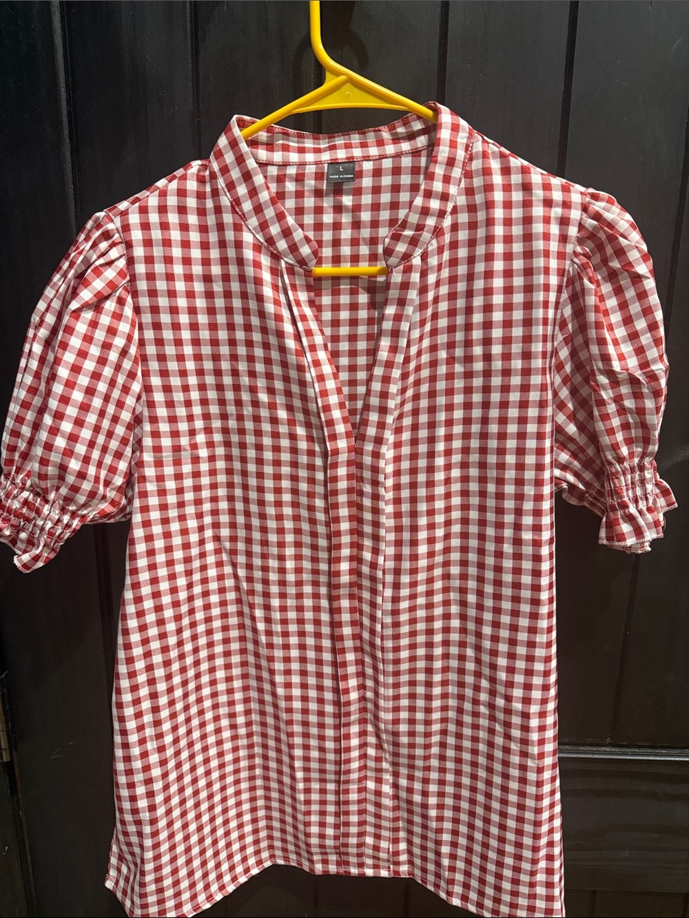 Women's Red Gingham Puff-Sleeve Blouse - Casual Chic